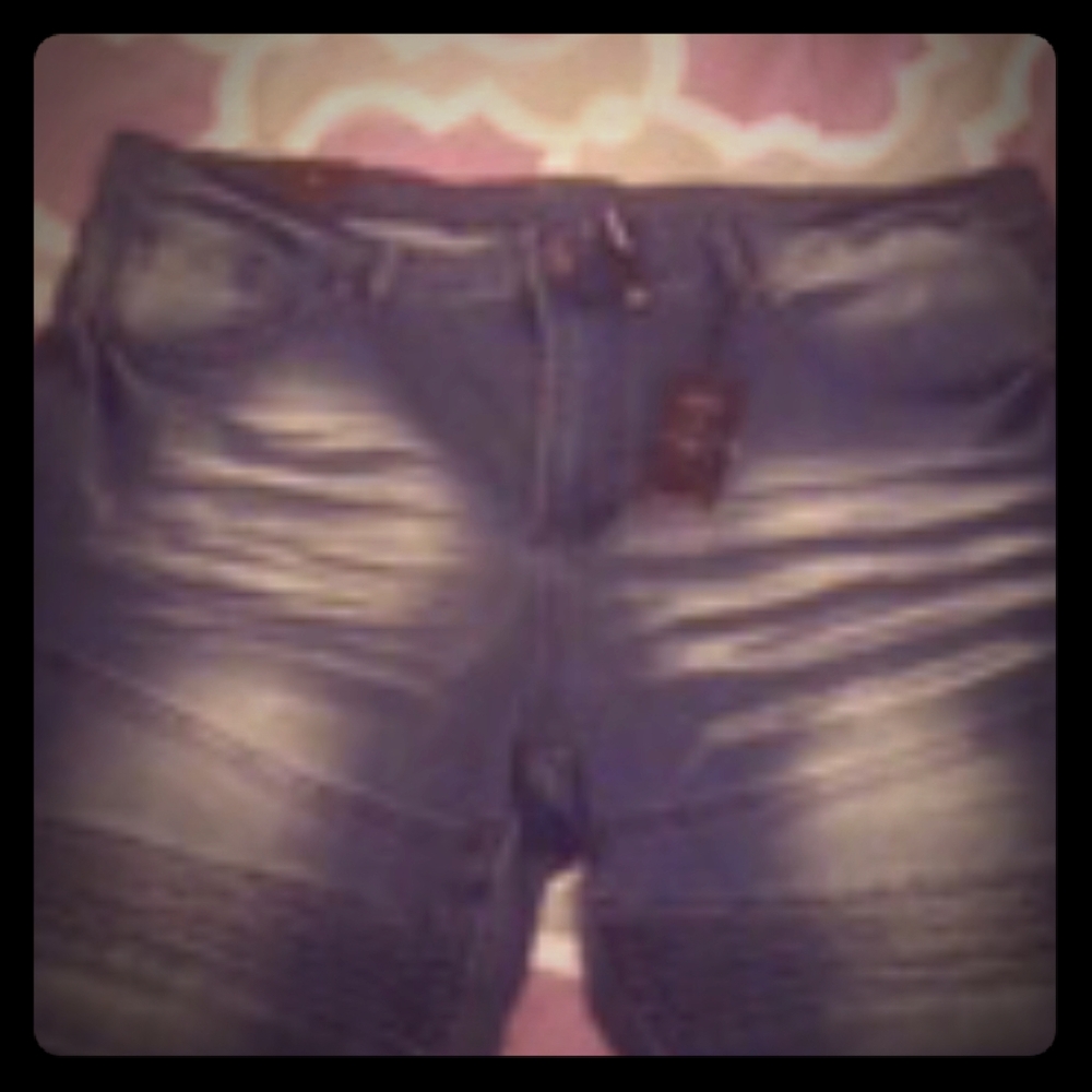Akademiks plus size shorts